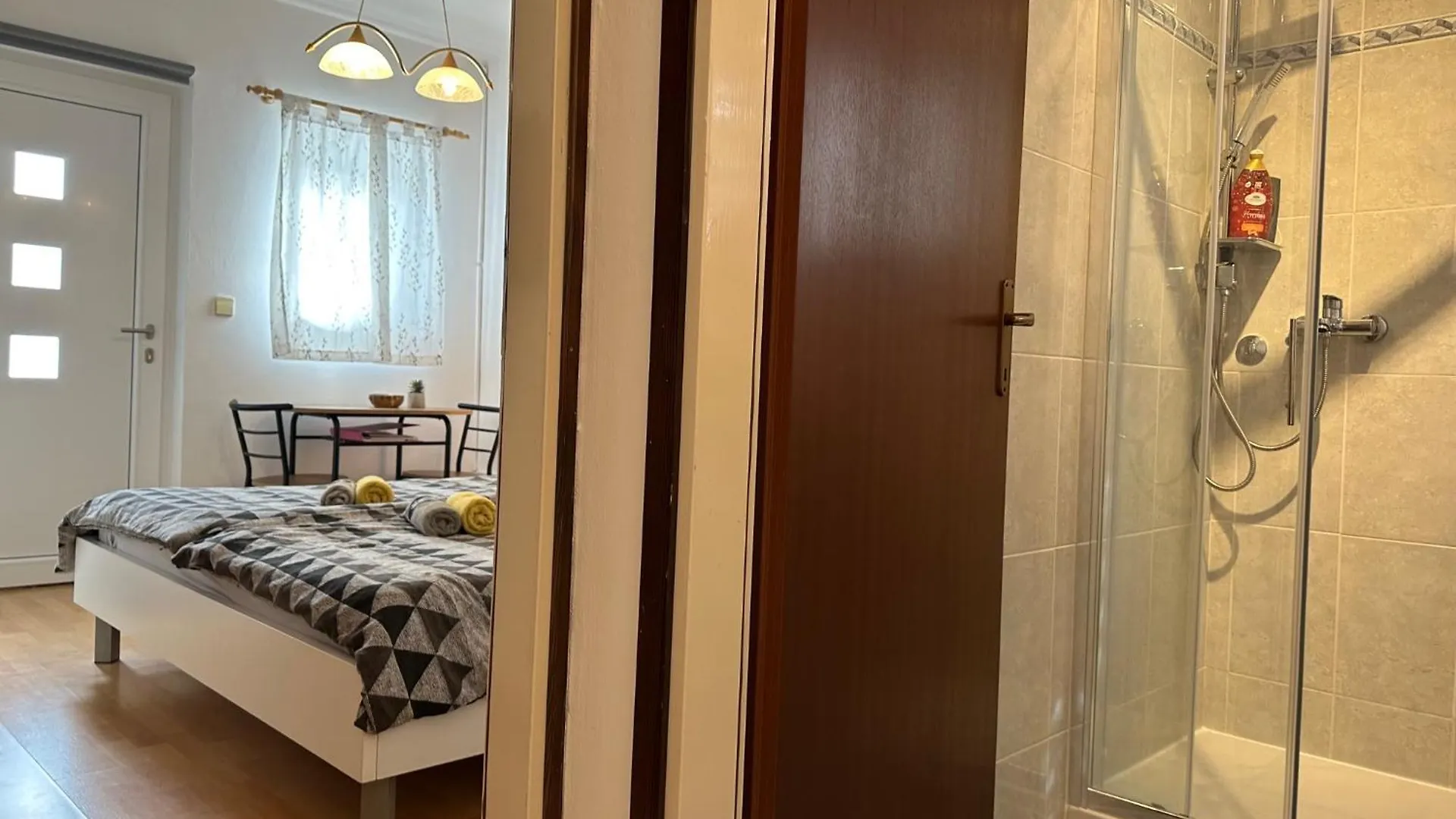 Rooms Mare Poreč 3*,  Kroatien